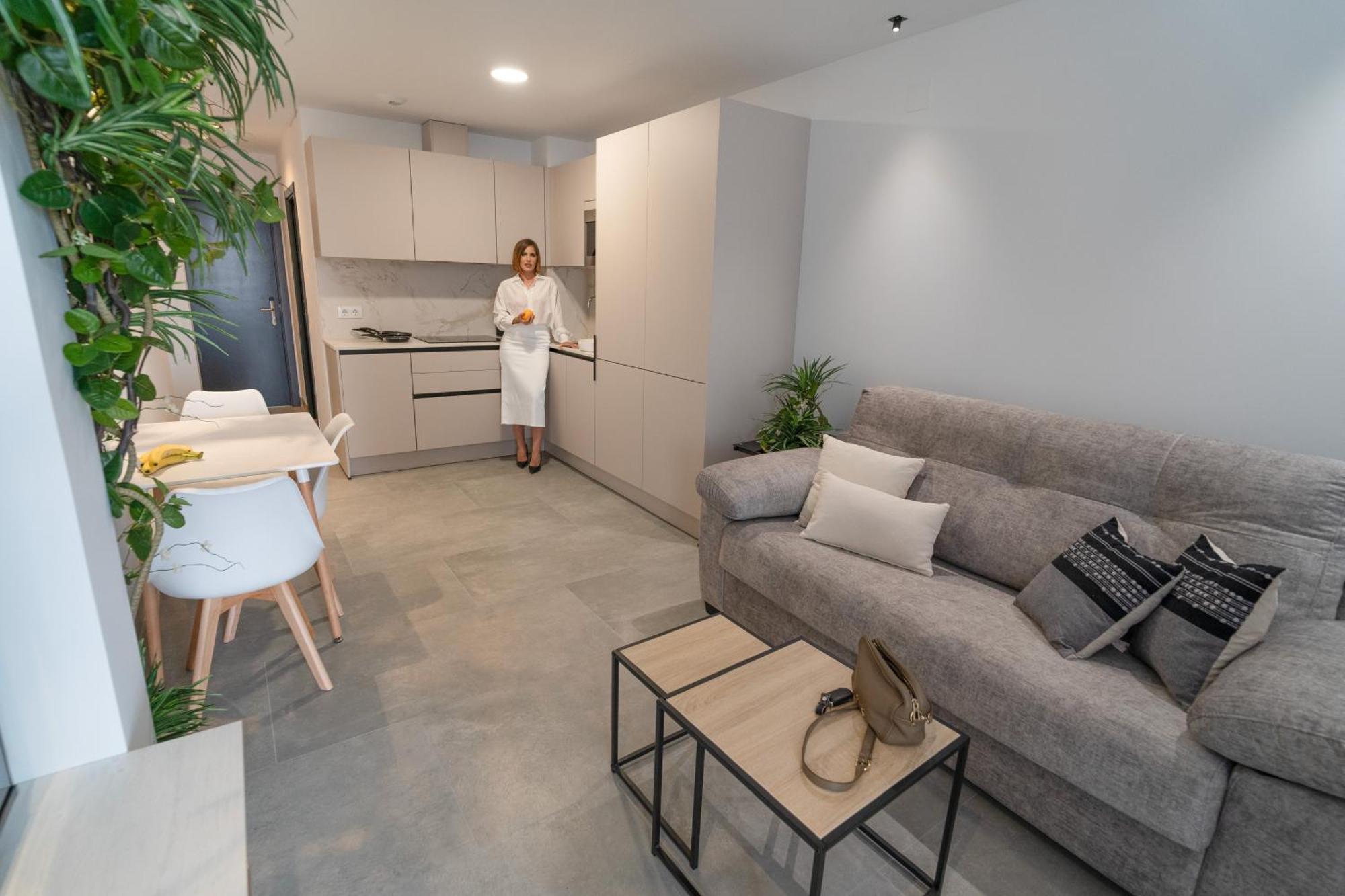 Riam Suites Apartamentos Los Palacios Y Villafranca Ngoại thất bức ảnh